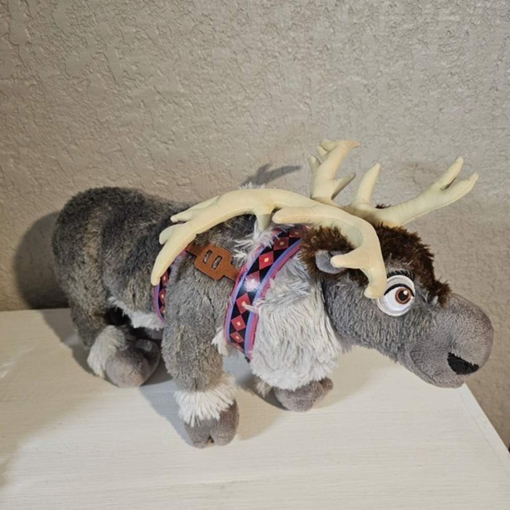 Disney Parks Sven Plush‎ Reindeer Stuffed Animal Frozen